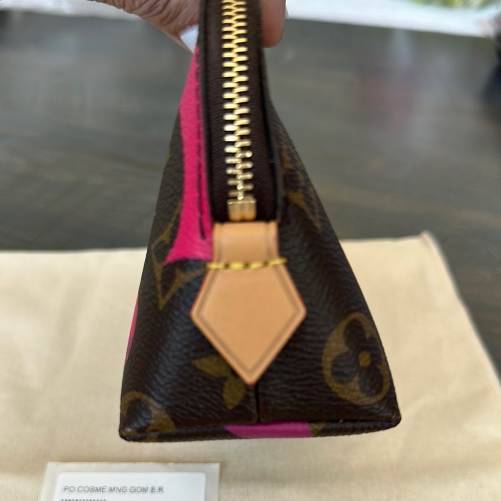 Louis Vuitton Games Cosmetic Pouch
NWT - Picture 7 of 14